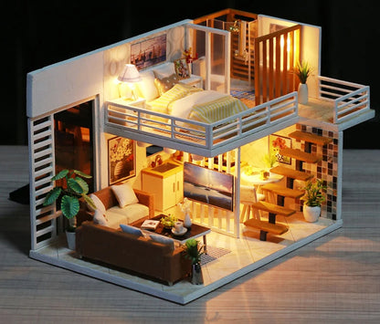 Casa em Miniatura Moderna com Móveis e Luzes: Refúgio Encantado